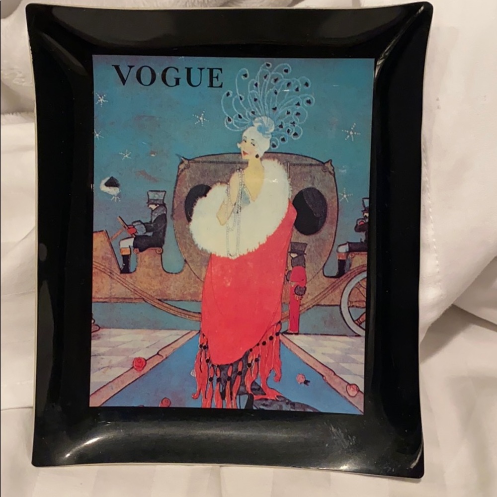 Vogue Vintage Plate